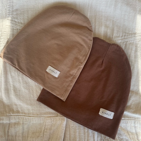kindly the label Other - KIDS Kindly Beanie Bundle